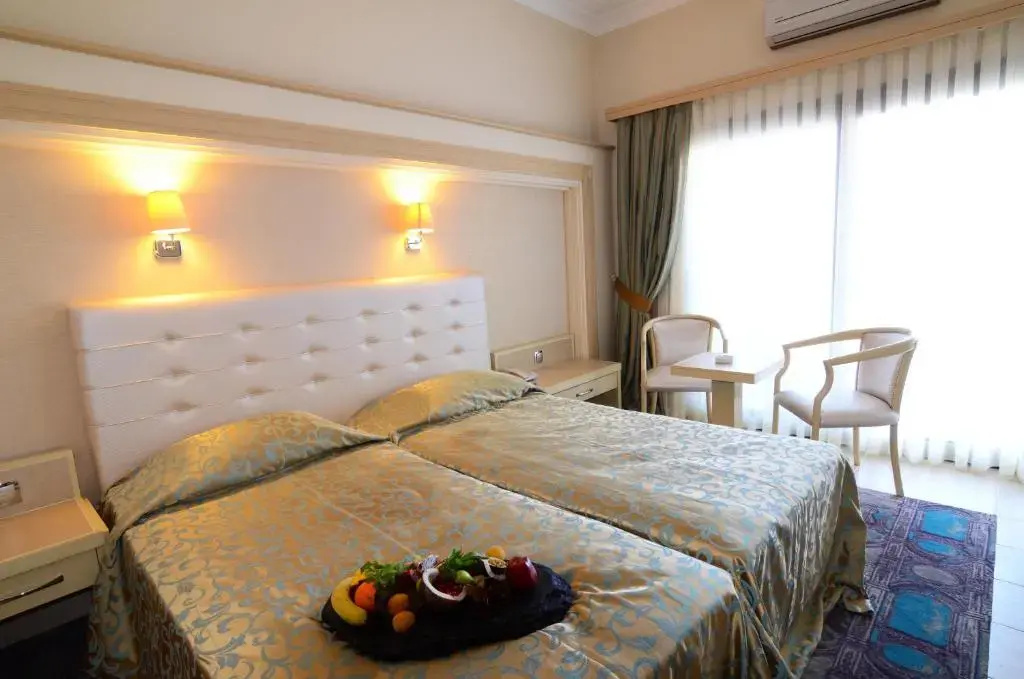 Azka Hotel - Chambres