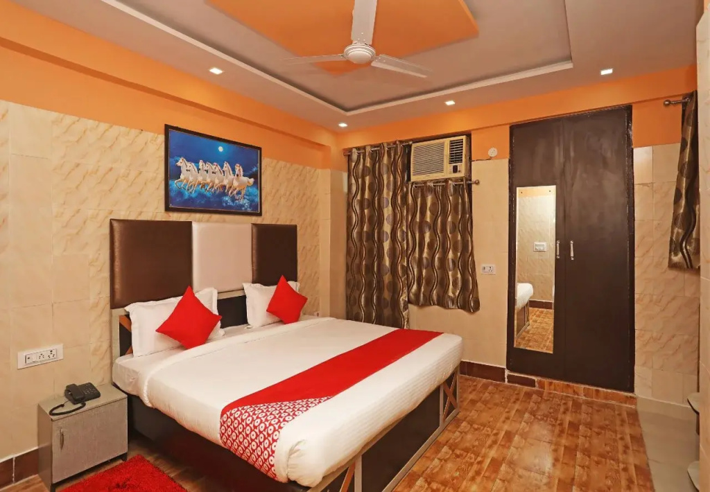 Bedroom