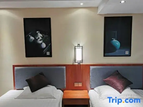 Standard Double room (twin beds)