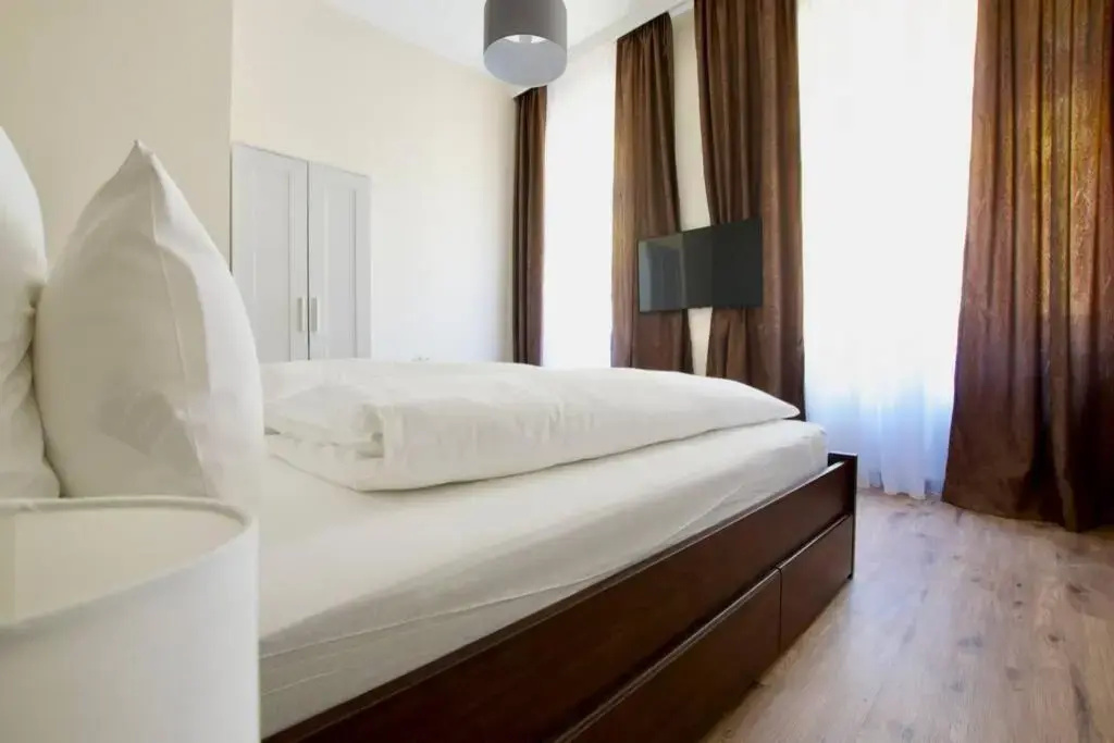 Premium Apartment by Hi5 - ASTORIA 4 bedroom