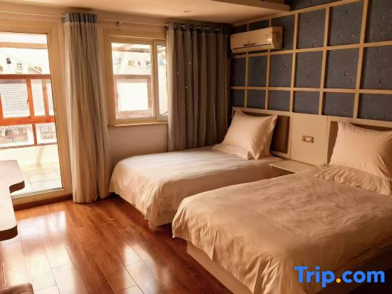 Standard room with balcony