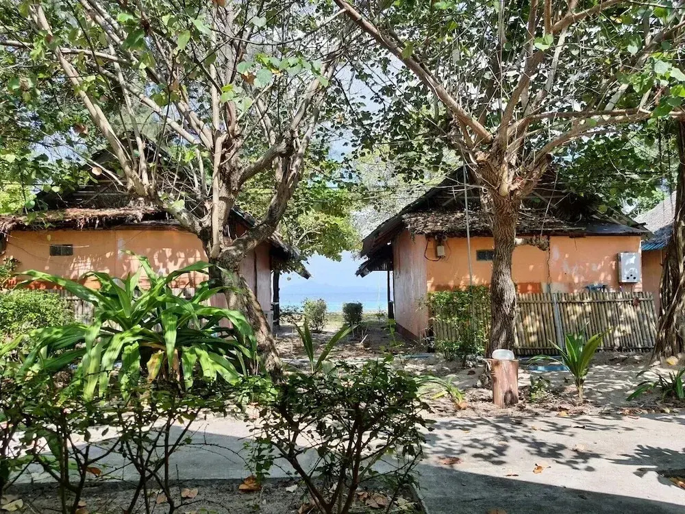 Kradan Beach Resort