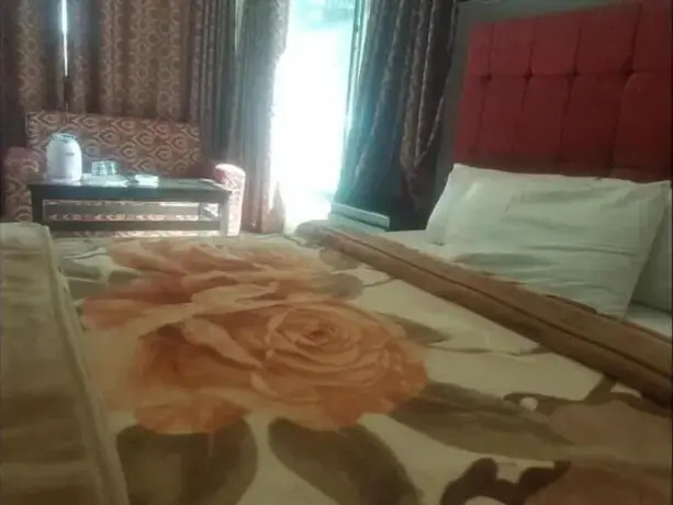 Al Hamrah Hotel