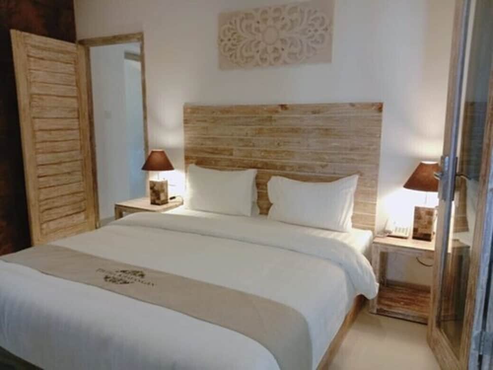 Отель Tirtha Khayangan Canggu в Тибубененге