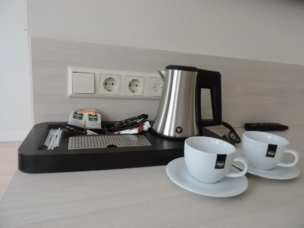 Adam Suites Hotel - Général