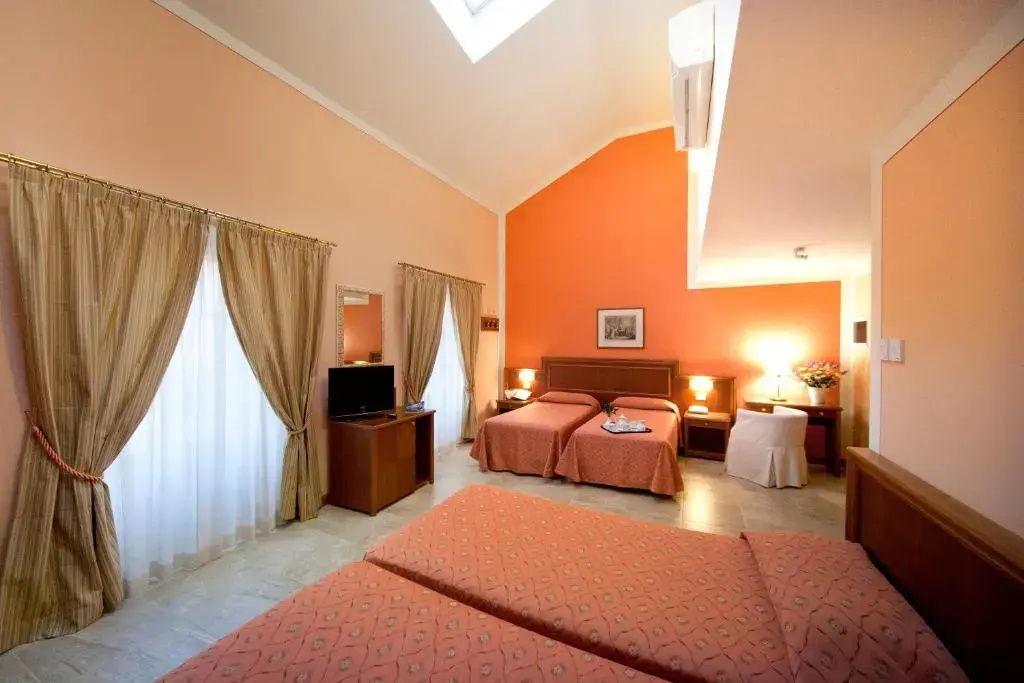 Standard Quadruple room