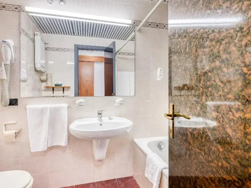 Hotel Cristina - Chambres