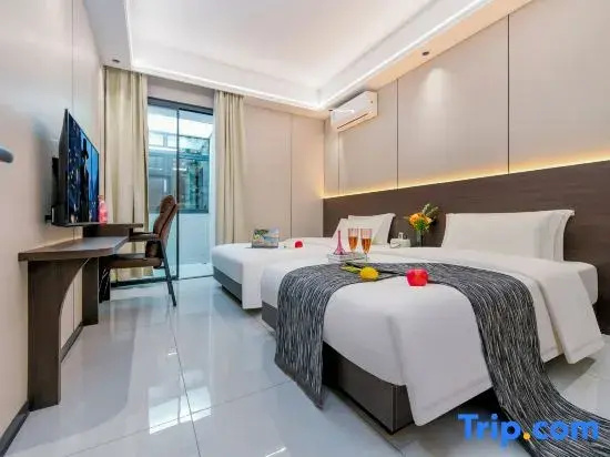 Hotel photo 12