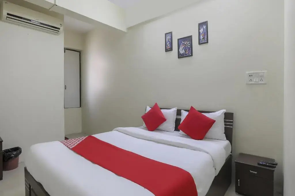 Abhi Palace by OYO Rooms