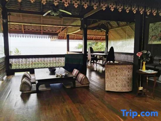 Вилла с 3 комнатами в Ruen Thai Rim Haad
