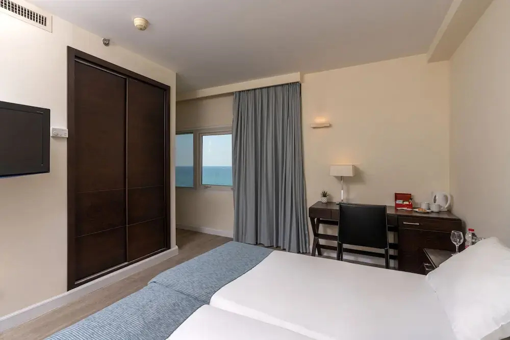 Economy Double room (twin beds)
