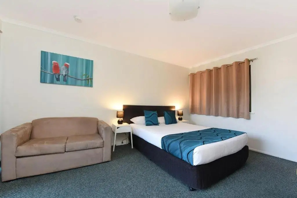 Standard Double room (full double bed)