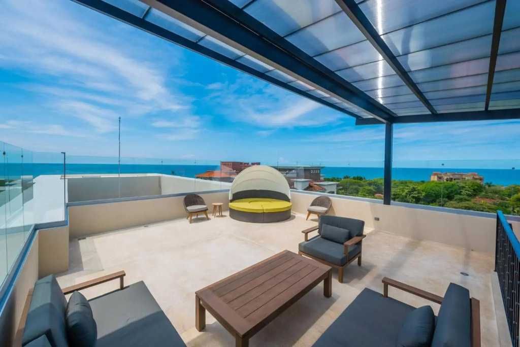 Tropical Luxury 2Bdr condo - Pool view - At the Beach