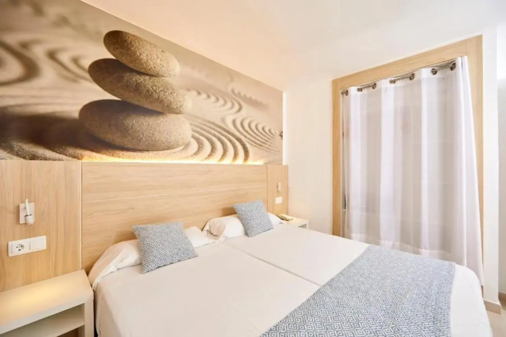 Sun Beach Agia Triada — Агия-Тріада, Греція мініатюра 82