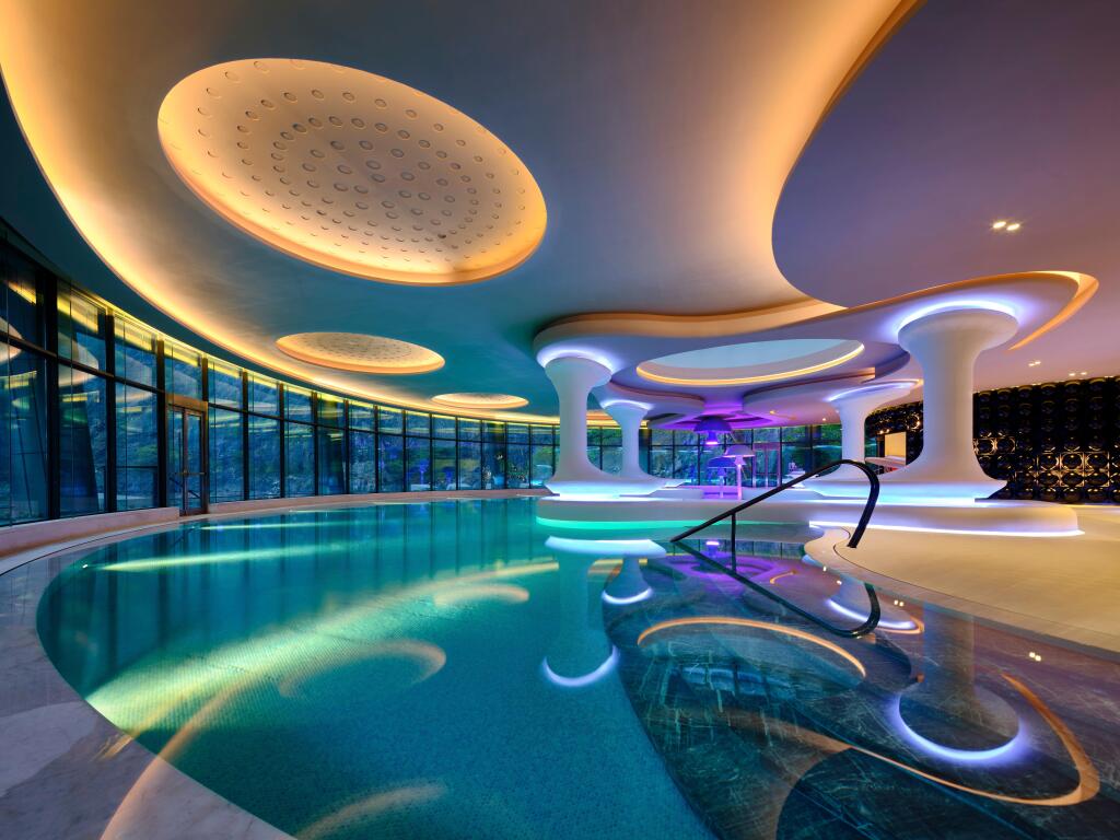 Shanghai InterContinental Wonderland by null