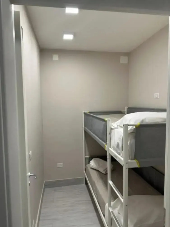 Economy Quadruple room