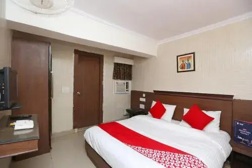 Hotel Dhruv By OYO Rooms