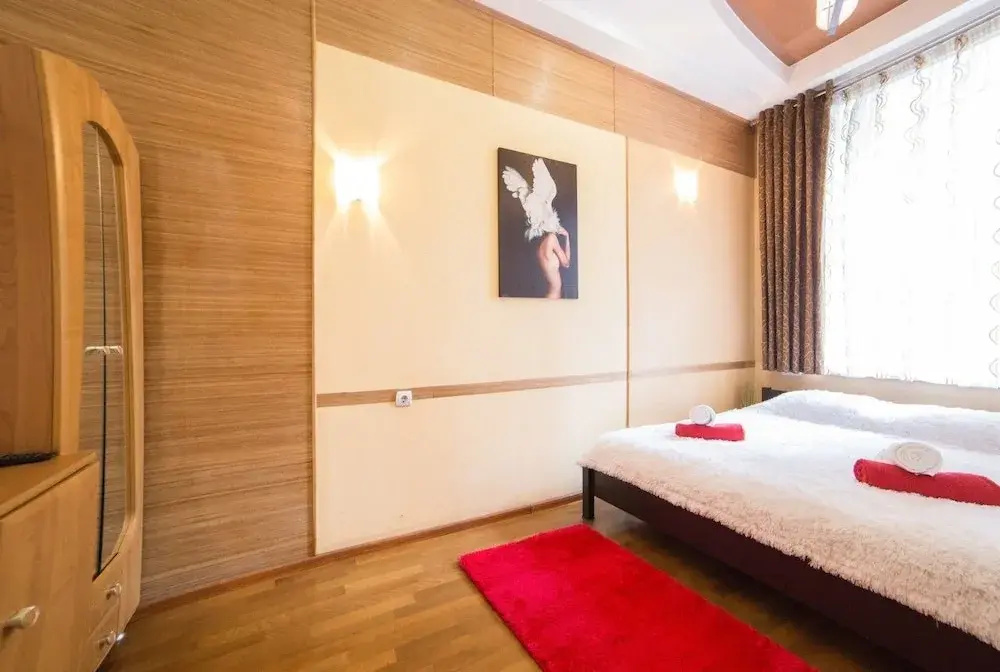 1 Bedroom Apartment Shevchenka 36