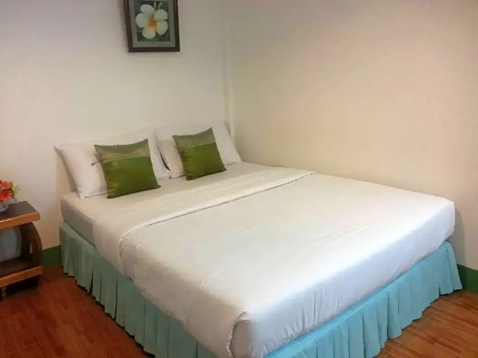 Deluxe Bungalow