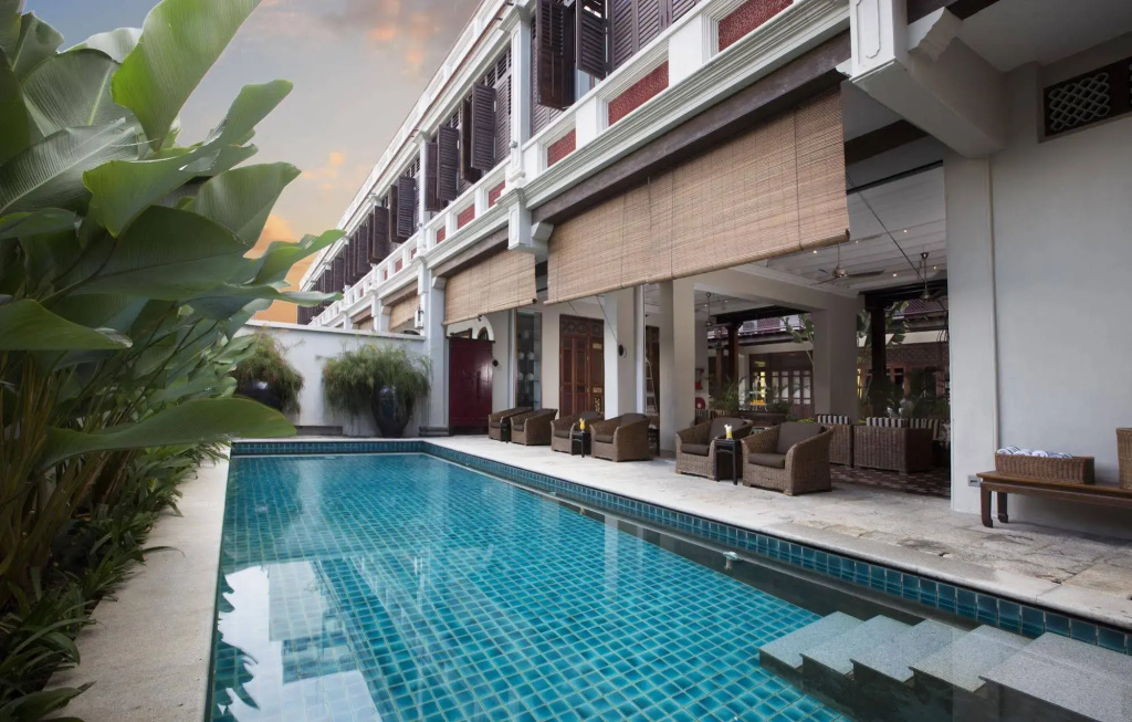 . Seven Terraces Hotel
