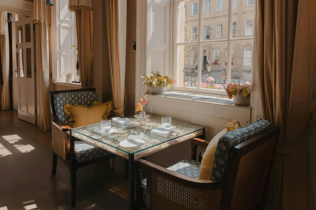 No. 15 by Guesthouse, Bath image General
