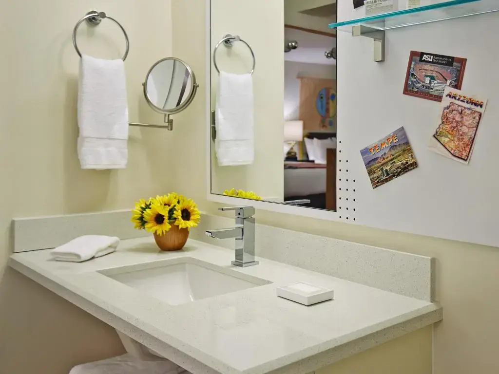 Graduate by Hilton Tempe - Chambres