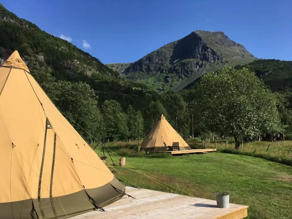 Tent
