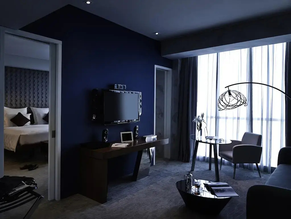 Executive Suite