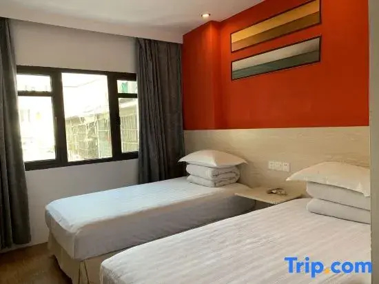 Economy room