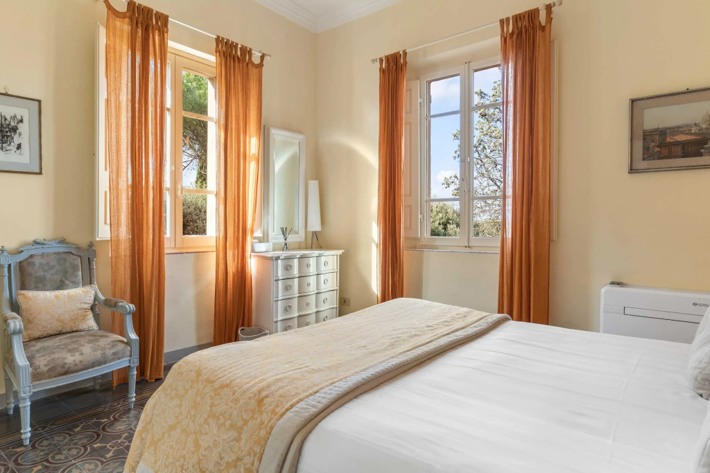 Classic room