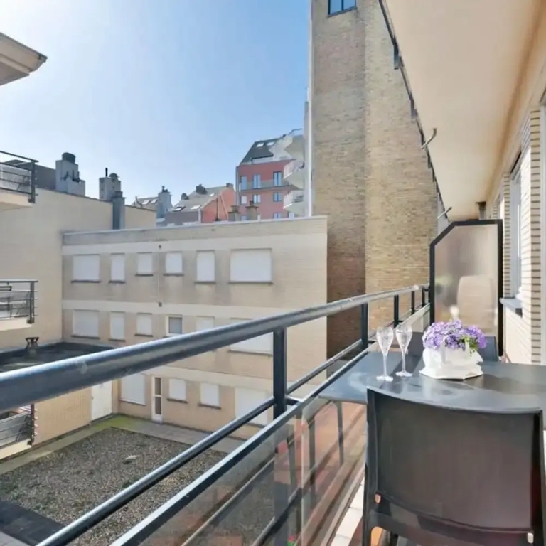Sunny and Stylish Studio at the Zeedijk of Knokke