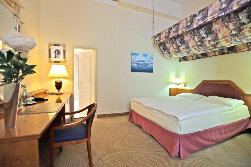Двухместный номер Standard двуспальная кровать в Hotel Viktoria