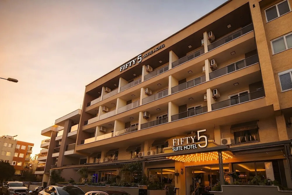 Fi̇fty5 Sui̇te Otel