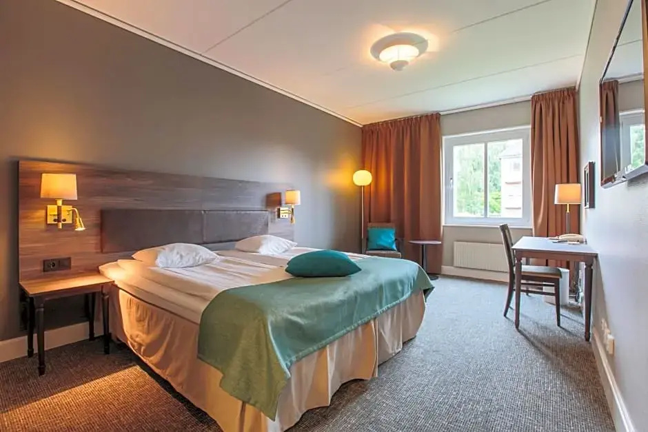 Home Hotel Uman - Chambres