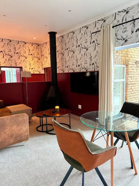 Superior Apartment