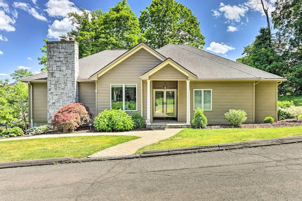 Walk to Lake: Middlefield Home w/ Fire Pit