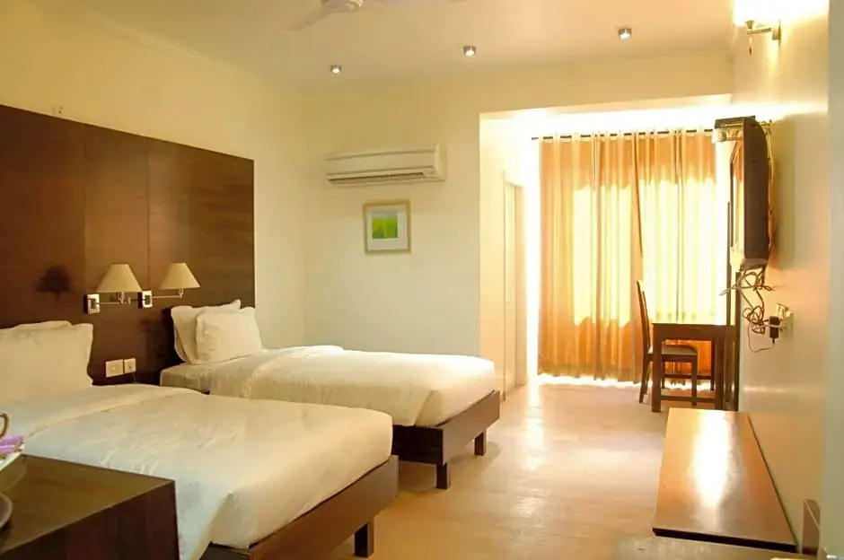 Superior Double room (full double bed)