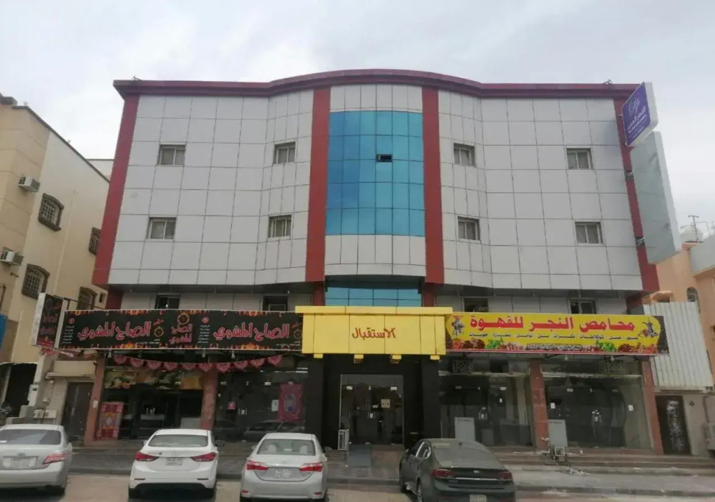 Alqasr Almomaiz