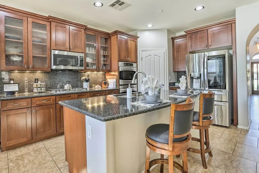 Luxe Goodyear Home w/ Serene Backyard & Game Room - фото 23