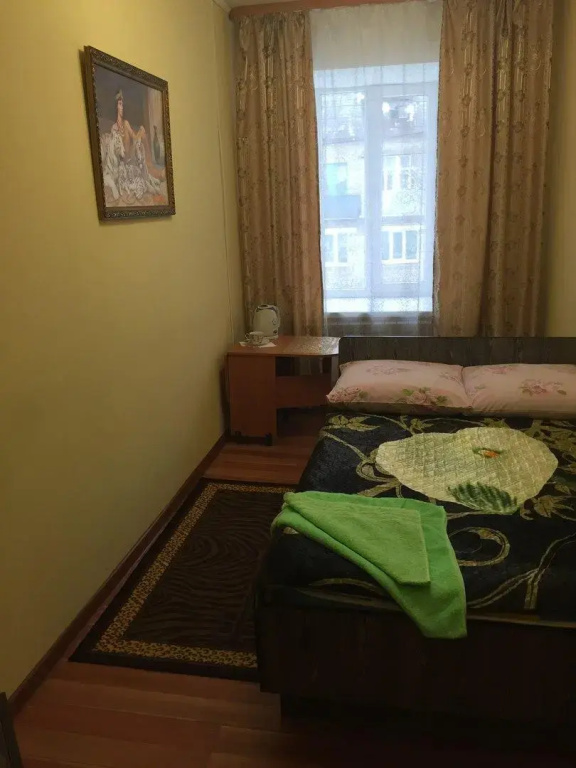 Economy room