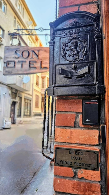 Отель Mahzen Otel в Стамбуле