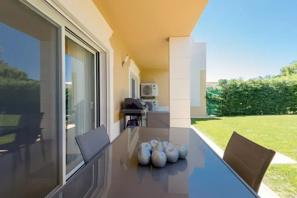 Balcony & Terrace