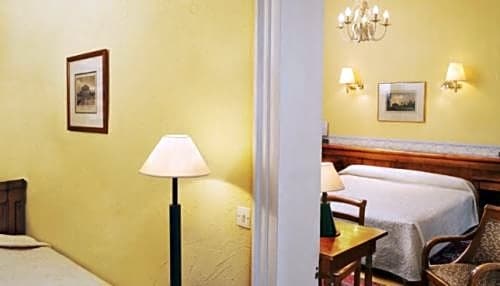 Hotel du Palais Bourbon 42