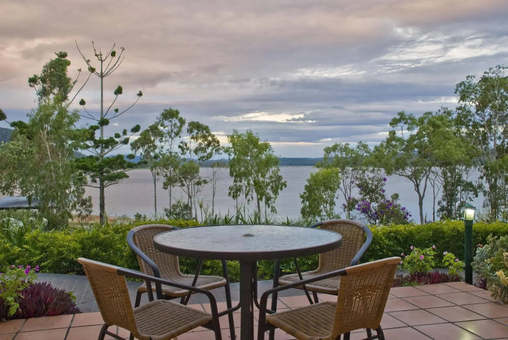 Tinaroo Lake Resort