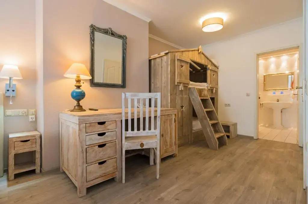 Standard Family room