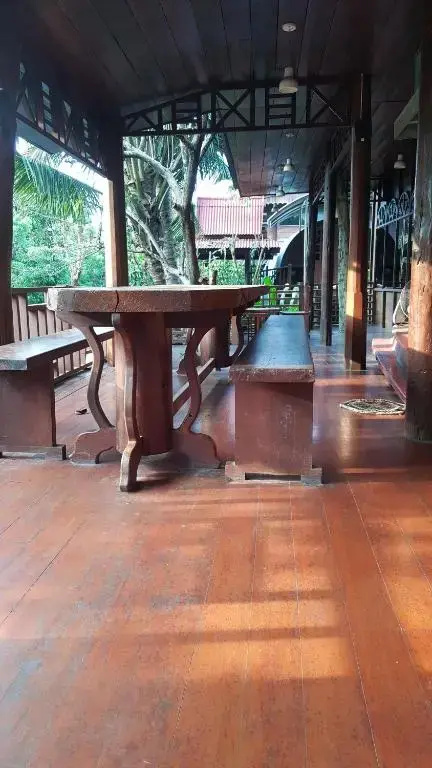 Ruean Mai Chai Khlong - Chambres