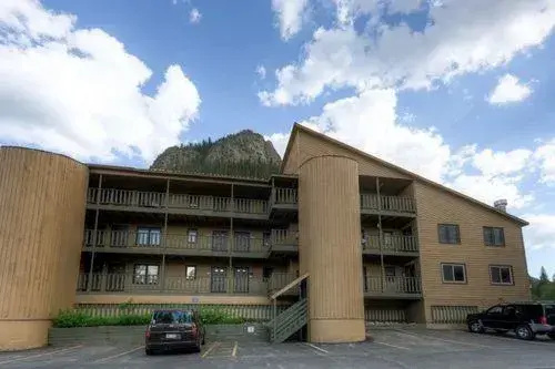 Woodbridge Inn