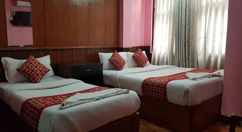 gallery_image_hidden_4