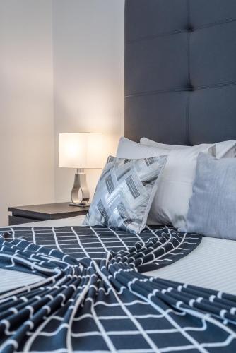 gallery_image_hidden_4