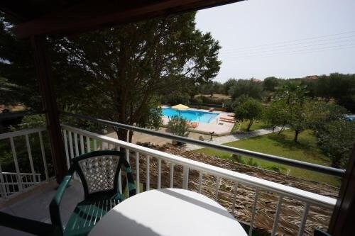 gallery_image_hidden_14